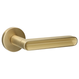 Como Art. 194 Lever - Lever Handle - Quincalux